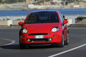 Fiat Punto 2012, nueva gama de estilo urbano y juvenil