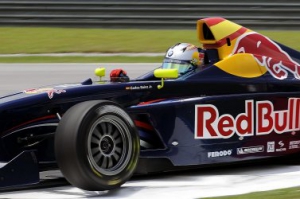 Fla BMW: Segunda victoria de Carlos Sainz Jr. en Sepang
