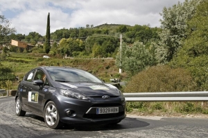 Ford brilla en el Rallye Exótico de Galicia