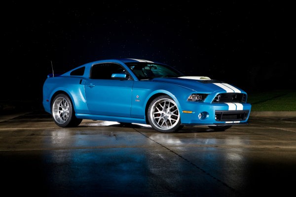 Ford Shelby GT500 Cobra, 850 CV en homenaje a Carroll Shelby