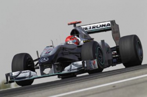 Fórmula 1: Nick Fry, tranquilo respecto al estado de forma de Schumacher