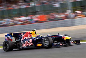 Fórmula 1: Webber se lleva la victoria en el Gran Premio de Gran Bretaña. Carrera aciaga para los pilotos españoles.