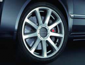 Frenos cerámicos para el Audi A8 de 12 cilindros 