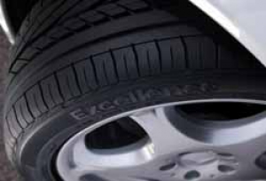 Goodyear Excellence, un asimétrico polivalente