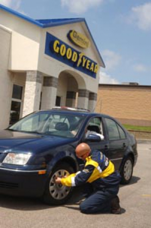 Goodyear recomienda revisar el estado de los neumáticos antes de emprender los desplazamientos vacacionales