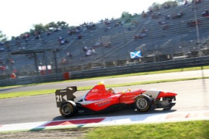 GP3: Miki Monrás suma un punto en Monza