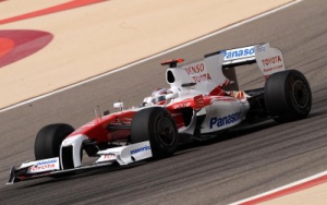 Gran Premio de Bahrein, dominio de Toyota con Trulli pole para la carrera de mañana