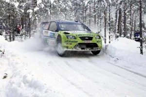 Grönholm con un Ford Focus en el Rallye de Suecia 
