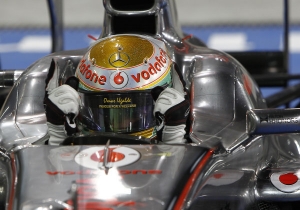 F1 2011, Hamilton vence en Abu Dhabi por delante de Fernando Alonso