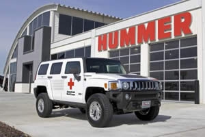 Hummer apoya a la Cruz Roja