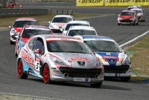 La Copa Peugeot 207 THP afronta su recta final en el Circuito de Jerez