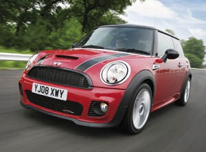 La gama MIni se amplía con el Mini John Cooper Works y el Mini John Cooper Works Clubman