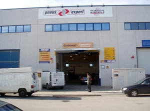 La red Pneus Expert incorpora un nuevo taller en Barcelona