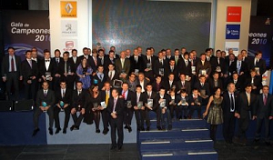 La Supercopa SEAT León entrega sus premios a los vencedores de la temporada 2010