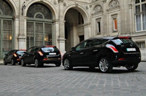 Lancia Delta con el 20 aniversario de la caída del Muro de Berlín