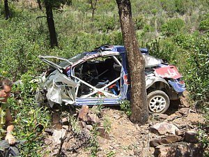 Latvala: 20 vueltas de campana y sale ileso