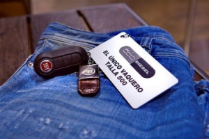 Llega el vaquero Talla 500 fruto de la colaboración entre «Diesel» y Fiat: 