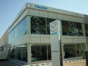 Mazda inaugura un concesionario en Villafranca del Penedés
