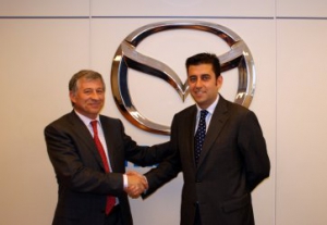 Mazda lanza su seguro de automóvil