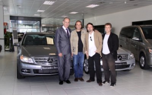 Mercedes-Benz con Los Secretos