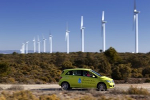 Mercedes inicia la vuelta al mundo con un coche de pila de combustible