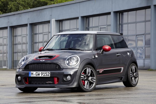 Mini John Cooper Works serie especial GP, de carreras por la calle