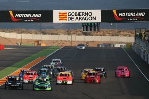 Mitjet Series: Victorias repartidas en Aragón