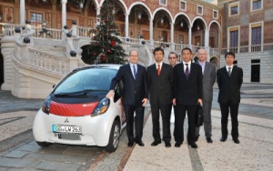 Mitsubishi firma un Acuerdo de Colaboración con el Principado de Mónaco, para realizar pruebas del vehículo eléctrico i MiEV
