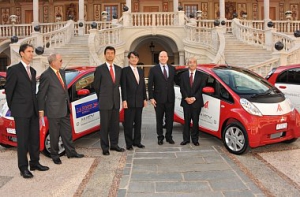 Mitsubishi Motors Corporation y Mitsubishi Corporation entregan 4 vehículos eléctricos i-MiEV al Principado de Mónaco