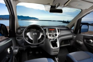 Nissan presenta en primicia en el Salón de Hanover su nueva furgoneta NV400