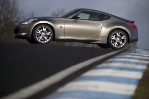Nissan Varios