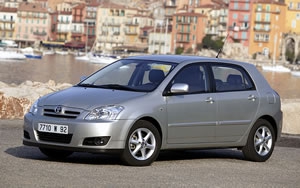 Nuevo motor 1.4 D-4D 90CV para el Toyota Corolla 2004