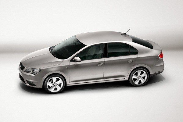 El nuevo Seat Toledo llegará en octubre y desde 13.990 euros