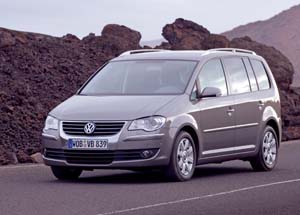 Nuevo Touran, un VW que puede aparcar casi sólo