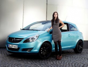 Opel Presenta a su nueva Embajadora de Marca: Lena