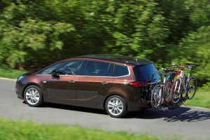 Opel apoya el ECOTRIMAD 2012 como coche oficial