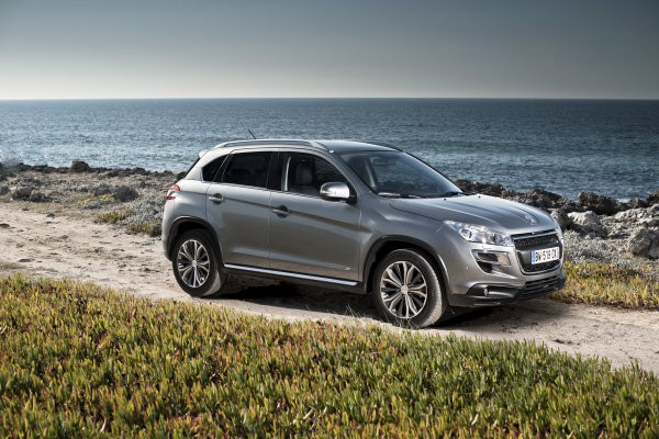Peugeot 4008, ya disponible en una única versión