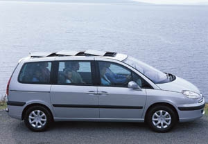 Peugeot 807 2,2 l HDi FAP