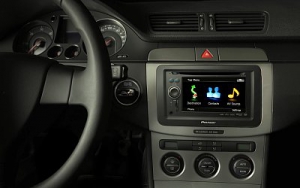 Pioneer presenta el AVIC-F9110BT, navegador y centro multimedia para modelos de Volkswagen, SEAT o S