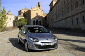 Renault lanza en junio, una amplia oferta comercial y financiera