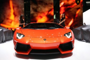 Salón de Ginebra 2011: El último toro de Lamborghini se llama Aventador LP-700-4