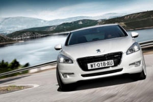 Salón de París 2010: En el 200 aniversario, Peugeot acelera su ofensiva en pos de un nuevo orden en el mundo del automóvil
