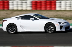 Salón de Tokio 09: Lexus presenta en primicia mundial su nuevo modelo, LFA, un súper deportivo biplaza
