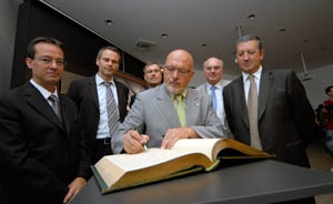 Seat inaugura el nuevo Centro de Prototipos de Desarrollo de Martorell