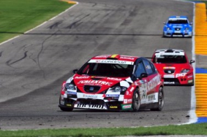Seat León EuroCup: Gabor Weber, campeón 2010. Doblete de Oriola en Cheste
