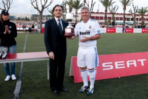 Seat revive los mejores Barça-Madrid con sus protagonistas 