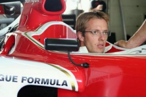 Sébastien Bourdais se une a Superleague Formula