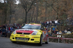 Suzuki, certifica su mejor temporada con dos títulos nacionales en 2011