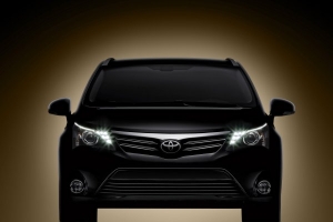 Toyota en el Salón de Frankfurt: con los nuevos Avensis y Prius+