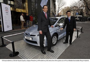 Toyota España participa en el encuentro sobre el vehículo Híbrido Enchufable